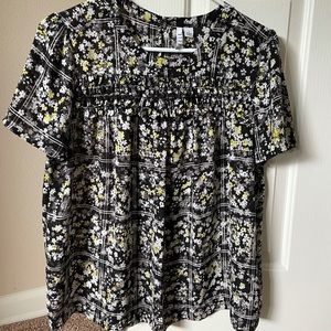 Elle floral short sleeve blouse